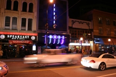 Night Club és bár